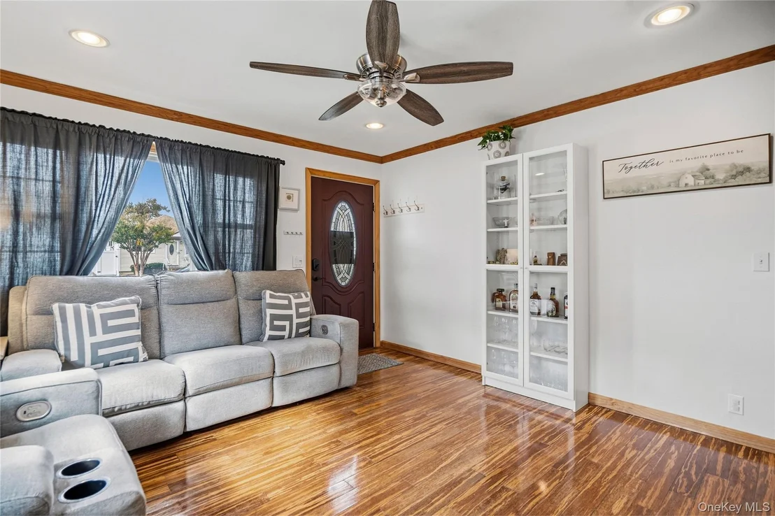 Photo of 101 Miramar Boulevard