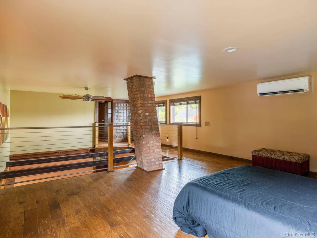 Photo of 34 Tillson Road