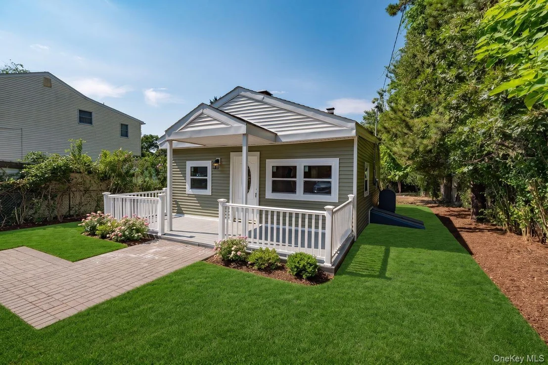 Photo of 125 Sunset Avenue