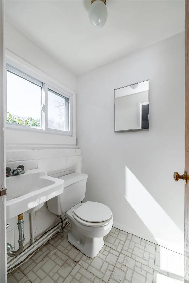 Photo of 32 Liss Road