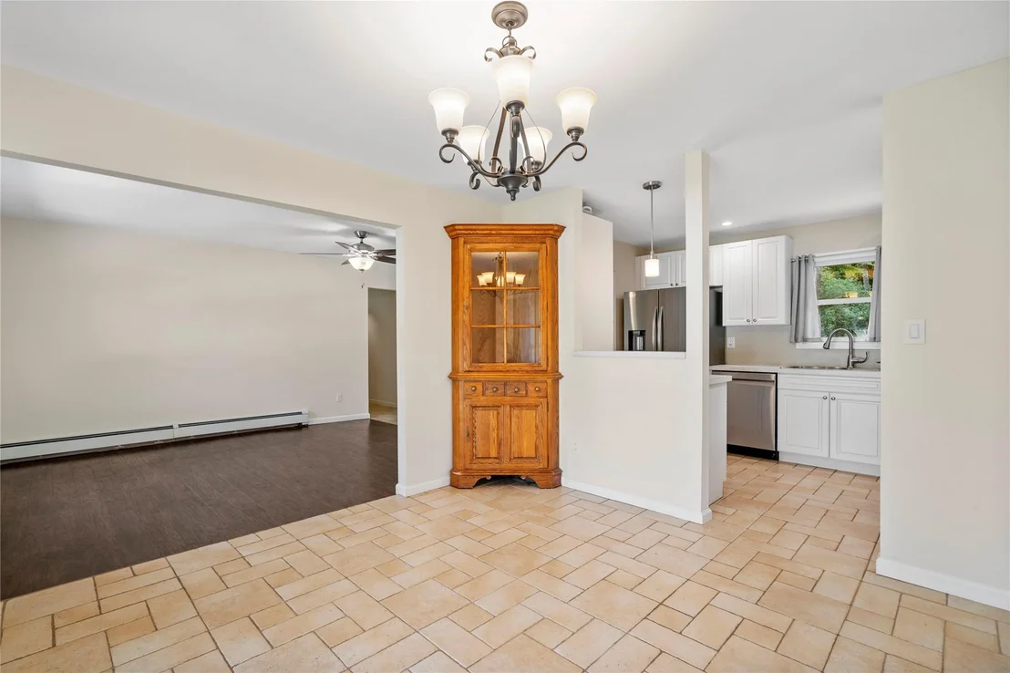 Photo of 61 Brookhaven Drive
