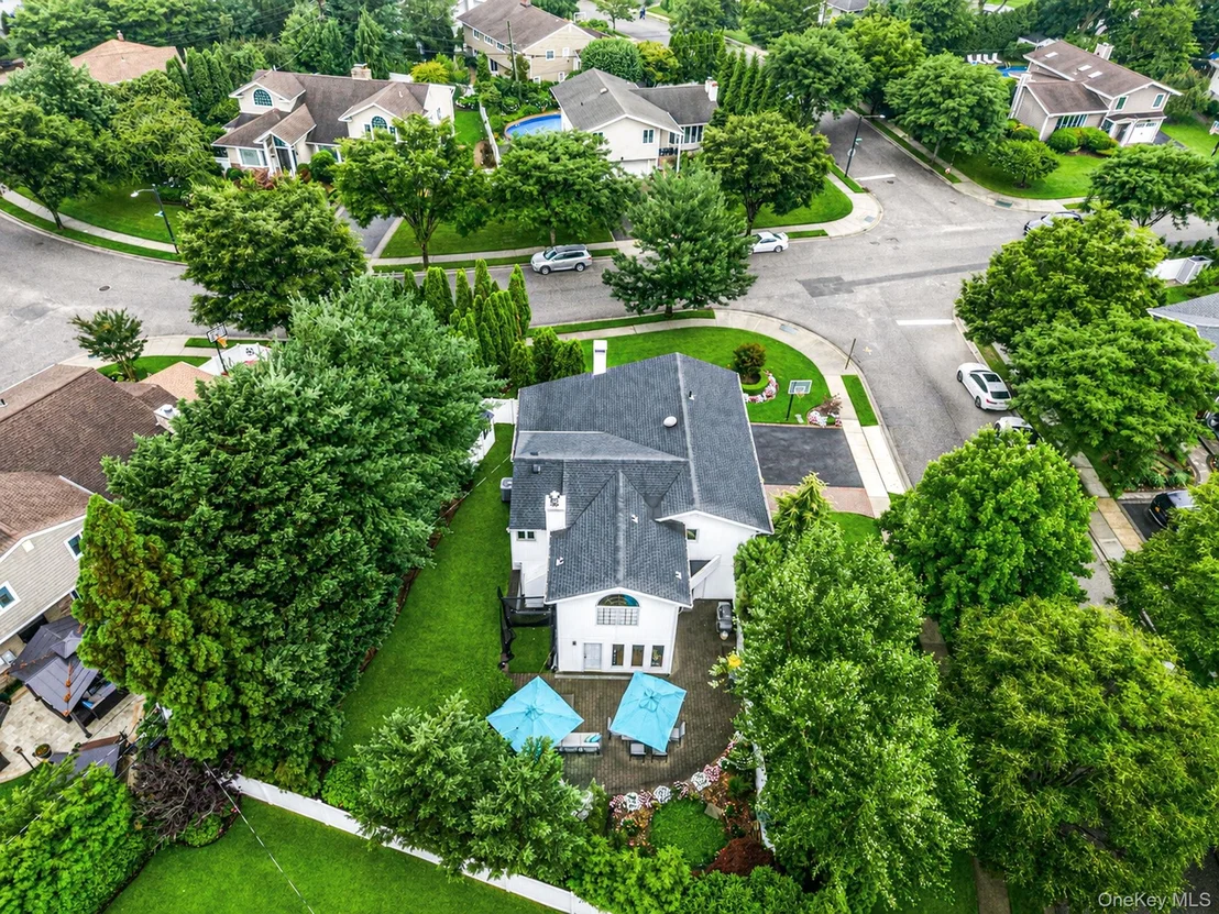 Photo of 2 Sagamore Way N