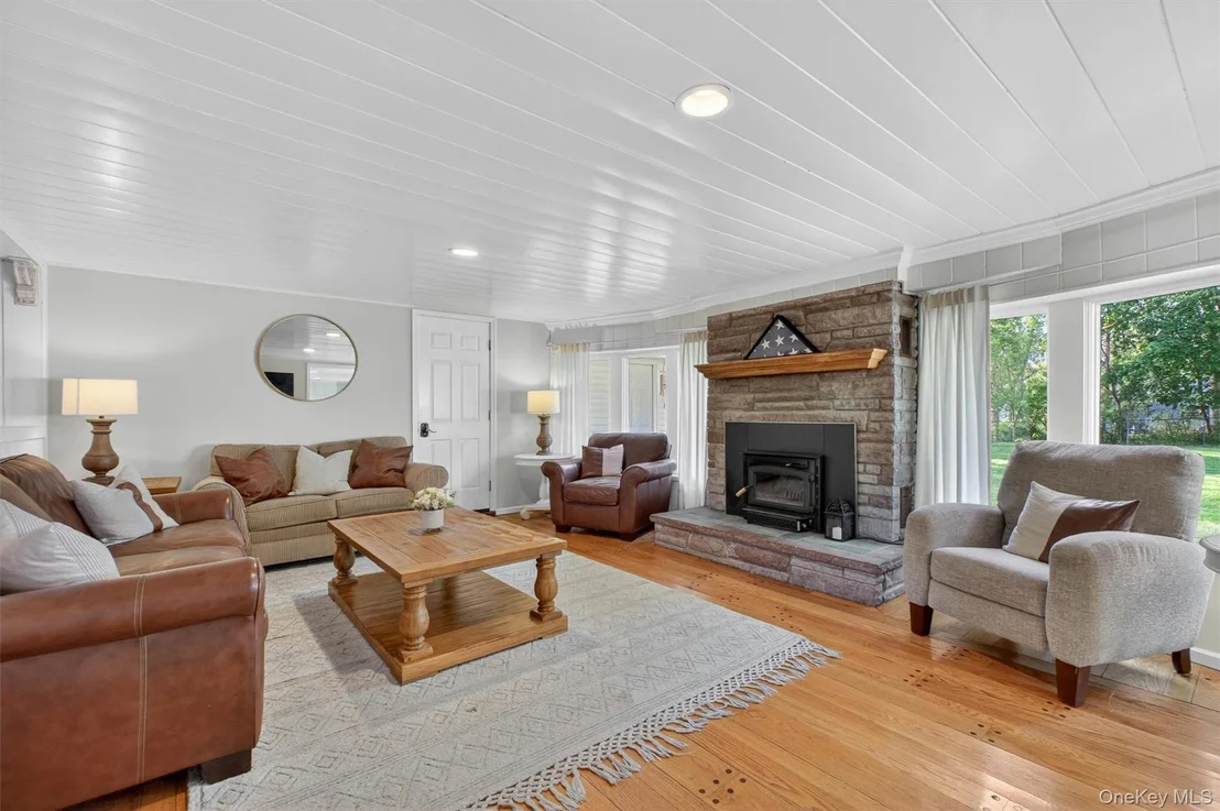 Photo of 7 Ridgewood Terrace