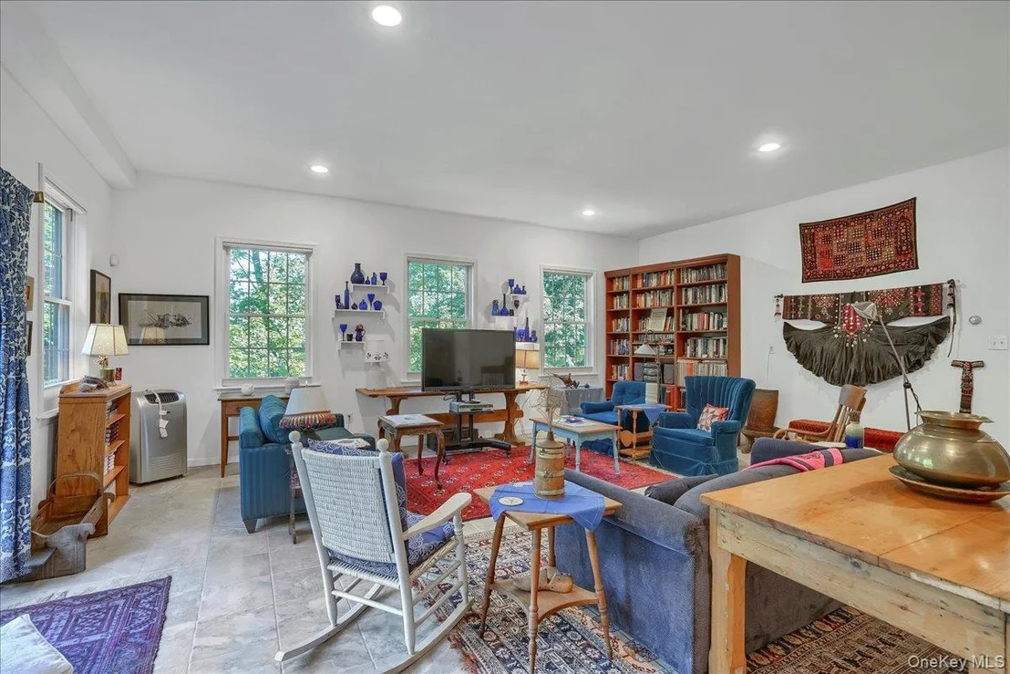 Photo of 20 Overlook Drive