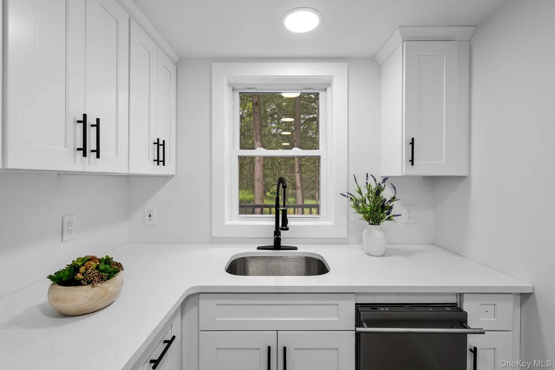 Photo of 43 Highland Lake Road