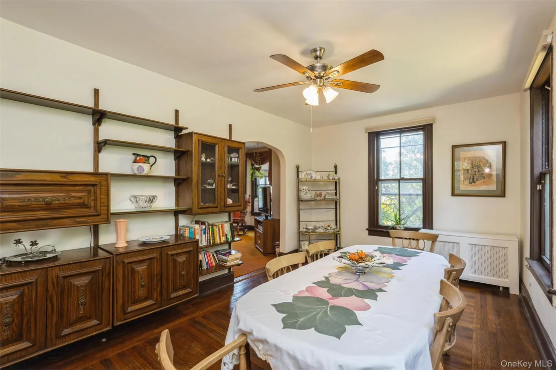 Photo of 17 Crampton Avenue