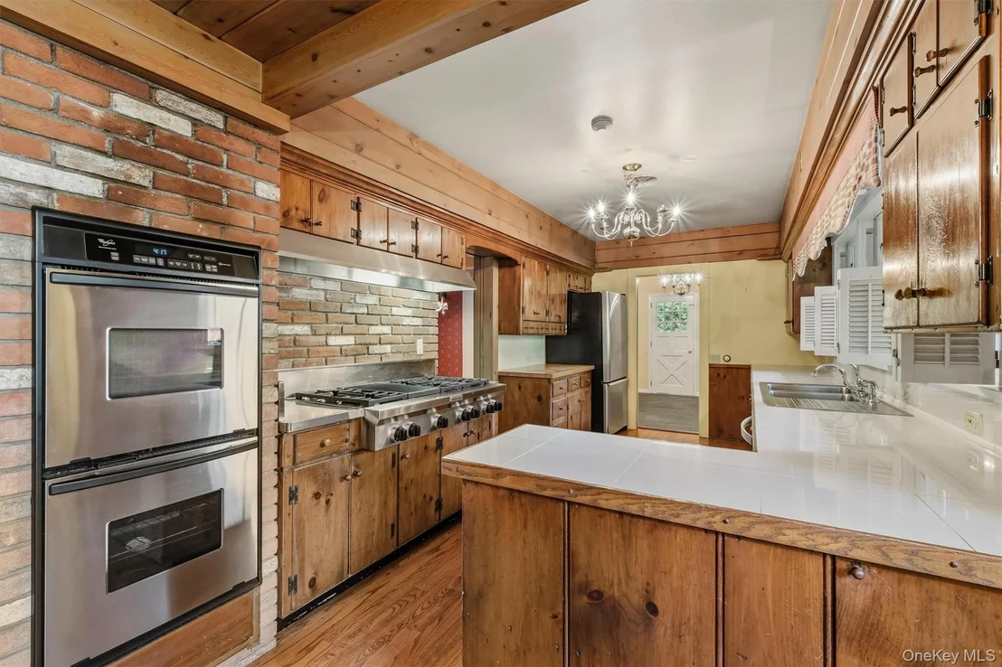 Photo of 17 Whitehouse Avenue