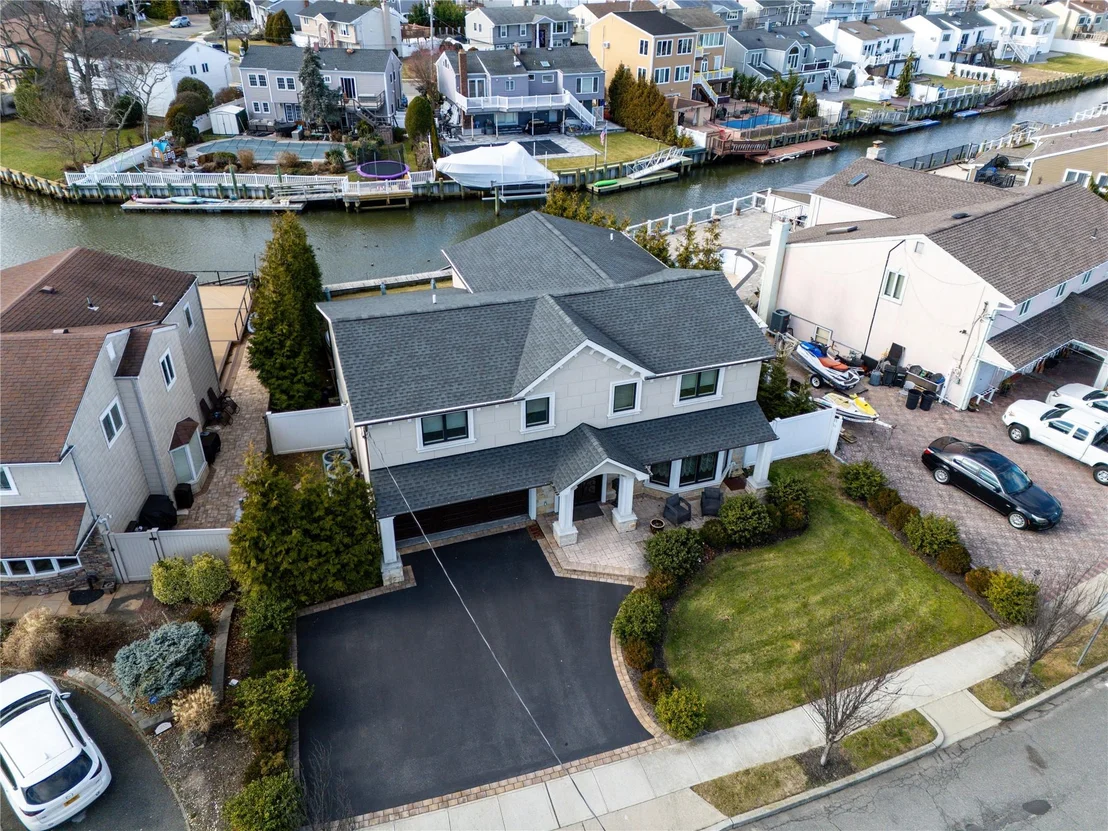 Photo of 3844 Carrel Boulevard