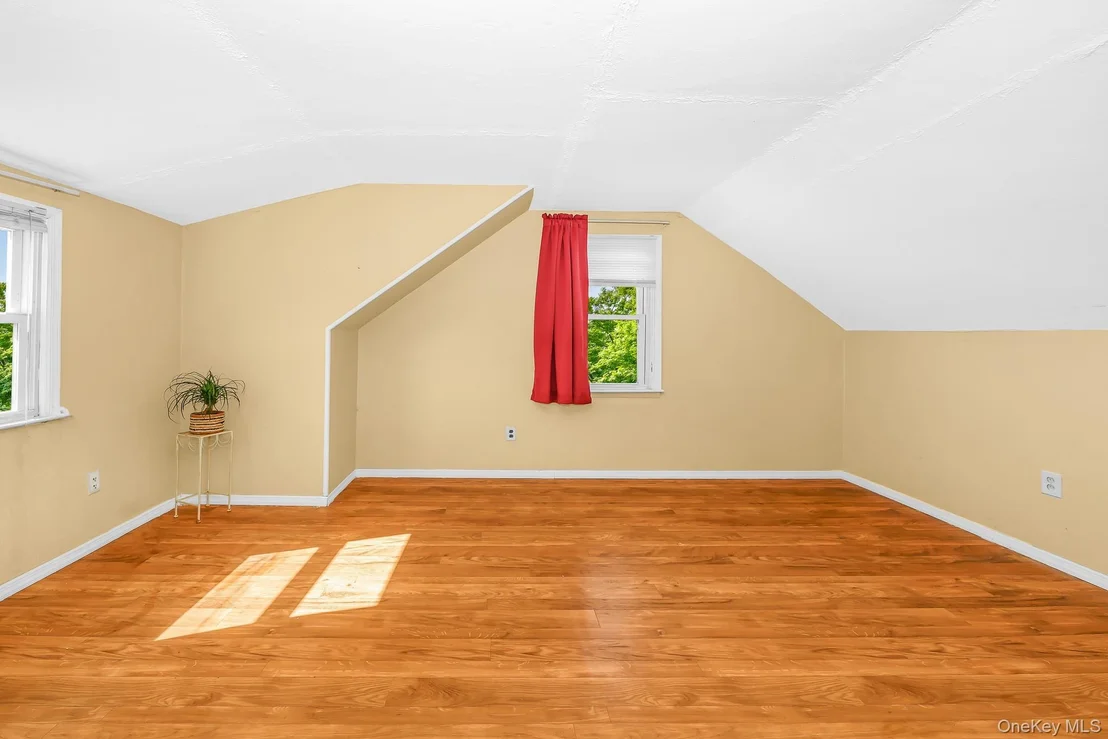 Photo of 214 Root Avenue