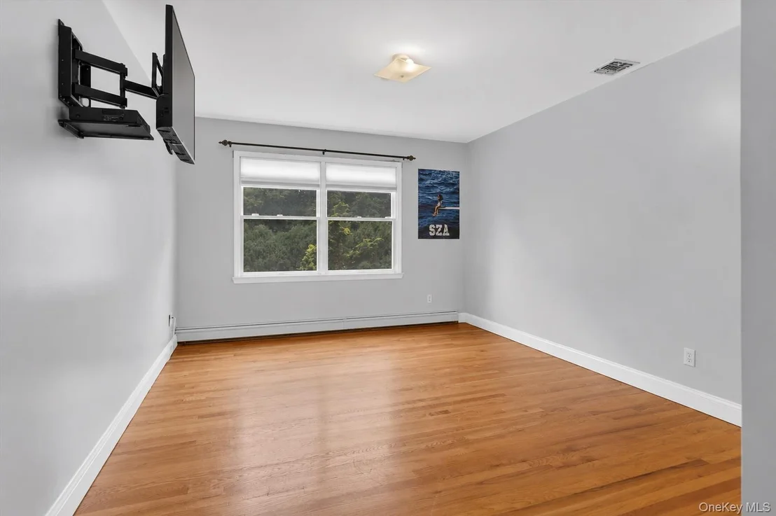Photo of 25 Pashen Place