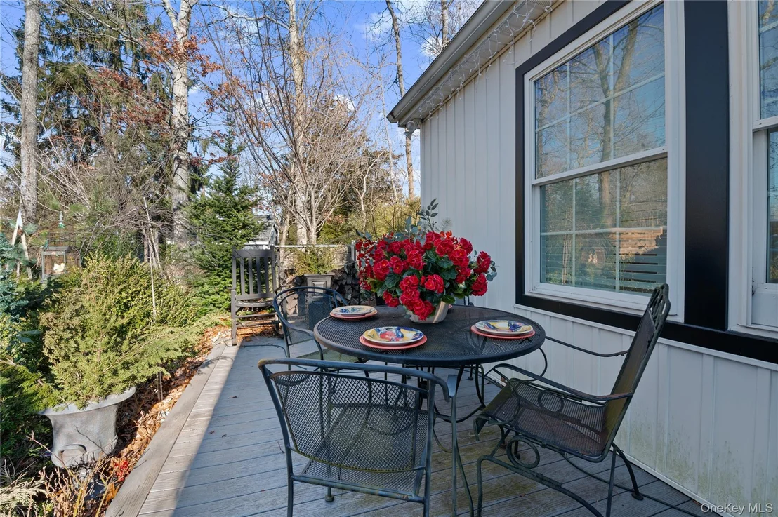Photo of 136 Beach Road