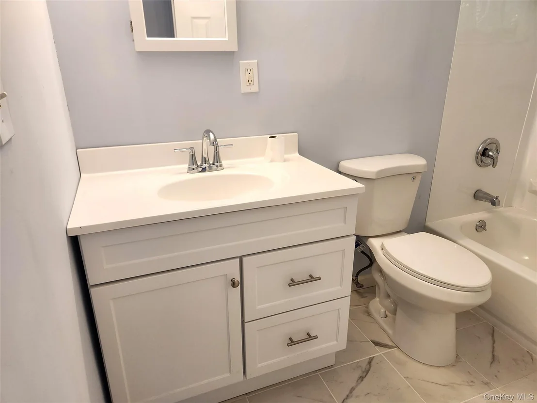 Photo of 548 Taylor Avenue