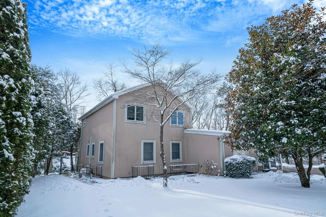 Photo of 3 Huron Road