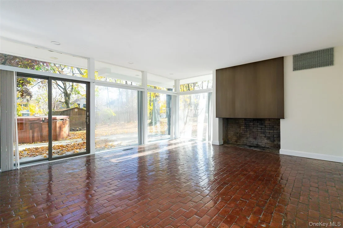 Photo of 7 Ferris Lane