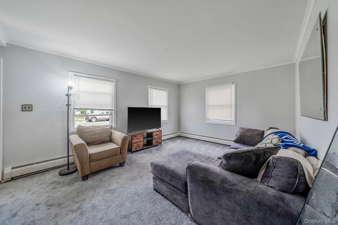 Photo of 48 Hollyhock Road