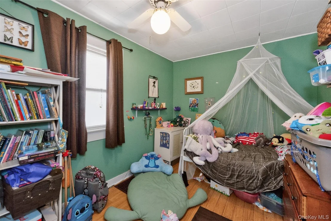 Photo of 19 Samstag Avenue