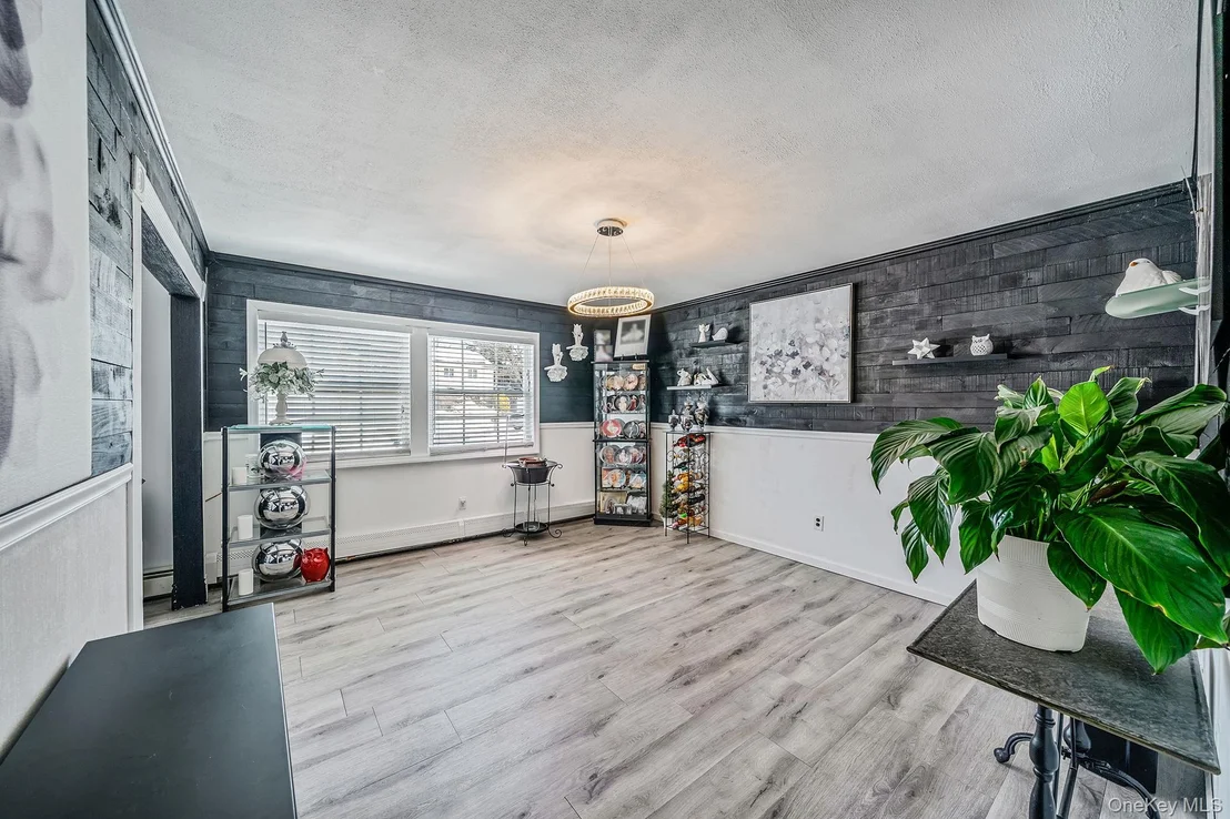 Photo of 14 Ormand Avenue