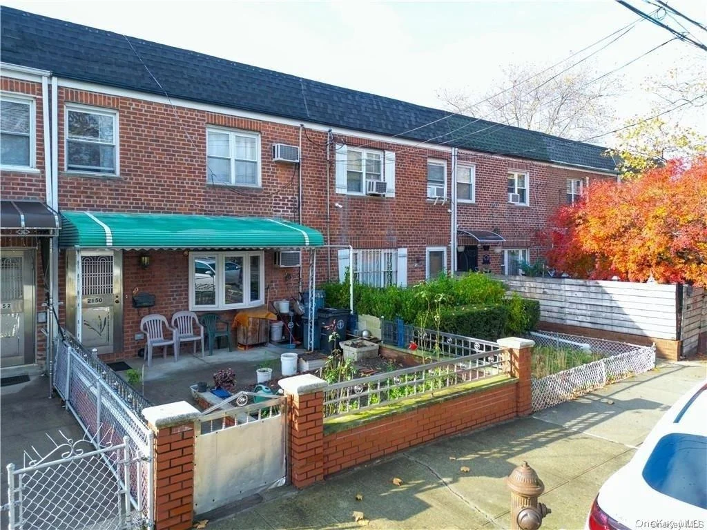 Photo of 2150 Ford Street