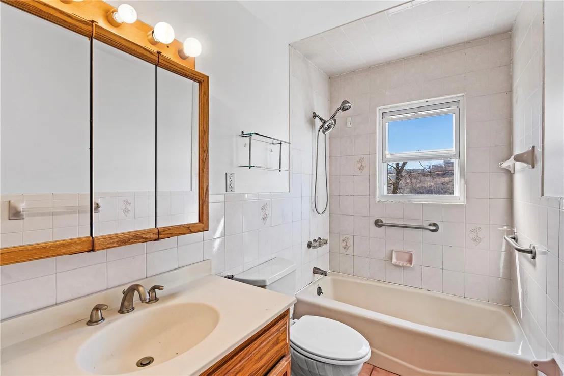 Photo of 183 Pembrook Drive