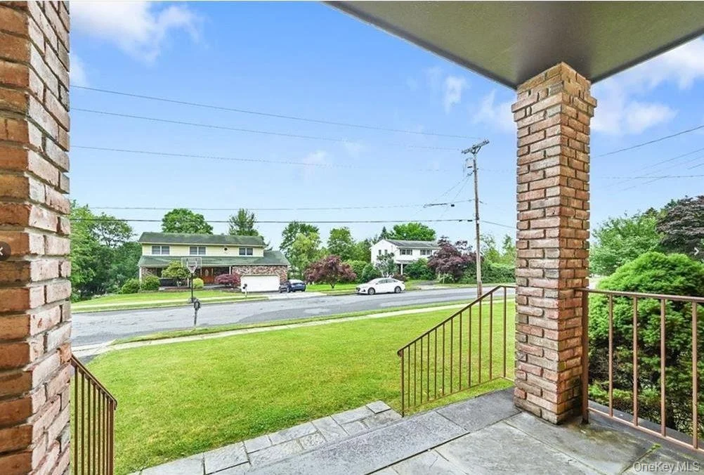Photo of 28 Peter Bush Drive