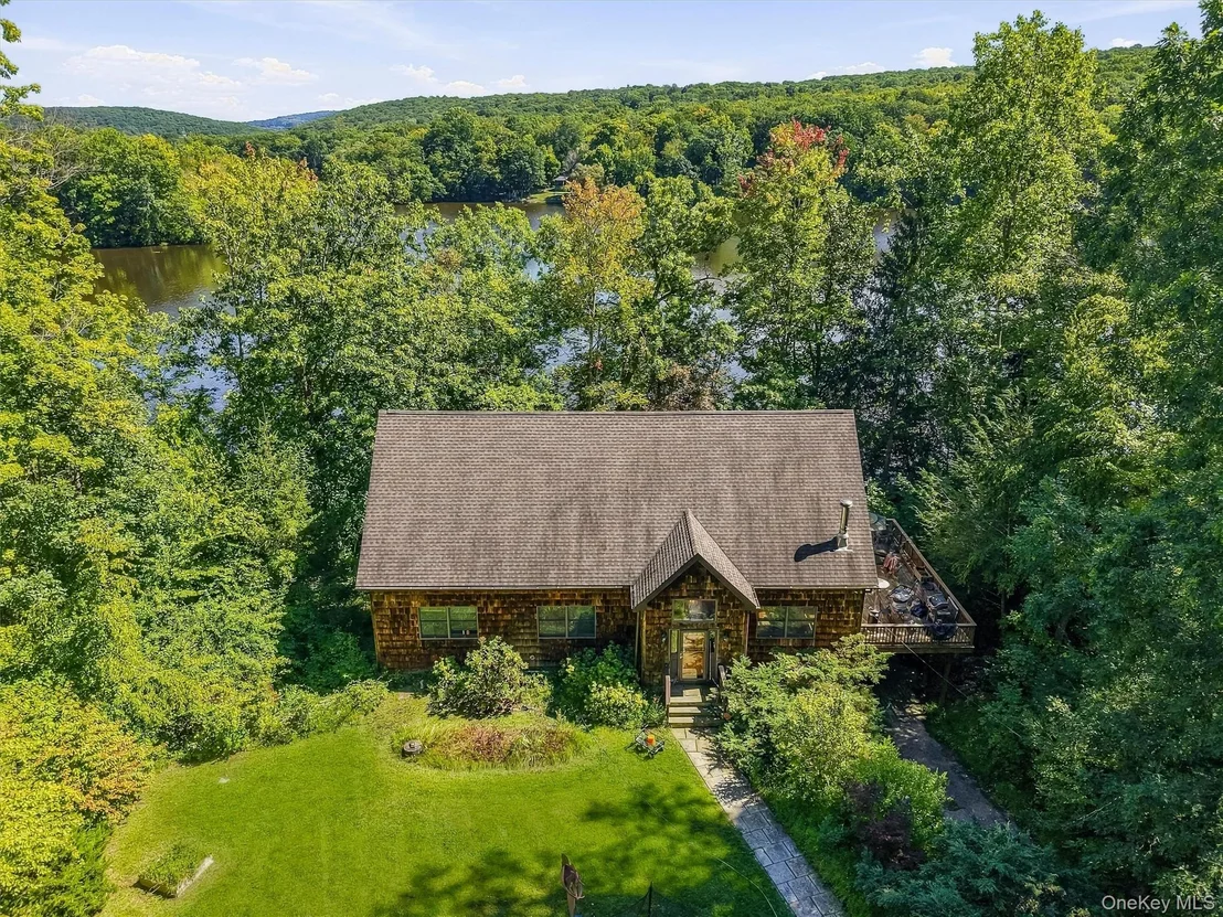Photo of 104 Old Forge Drive