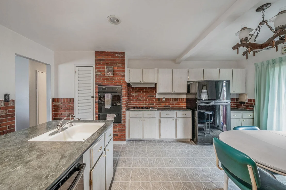 Photo of 33 Valley Road