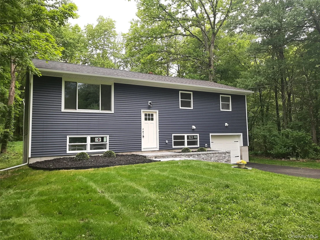 Photo of 38 Pine Woods Road