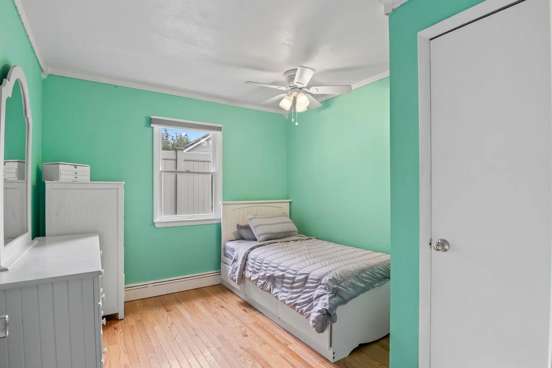 Photo of 10 Elm Avenue