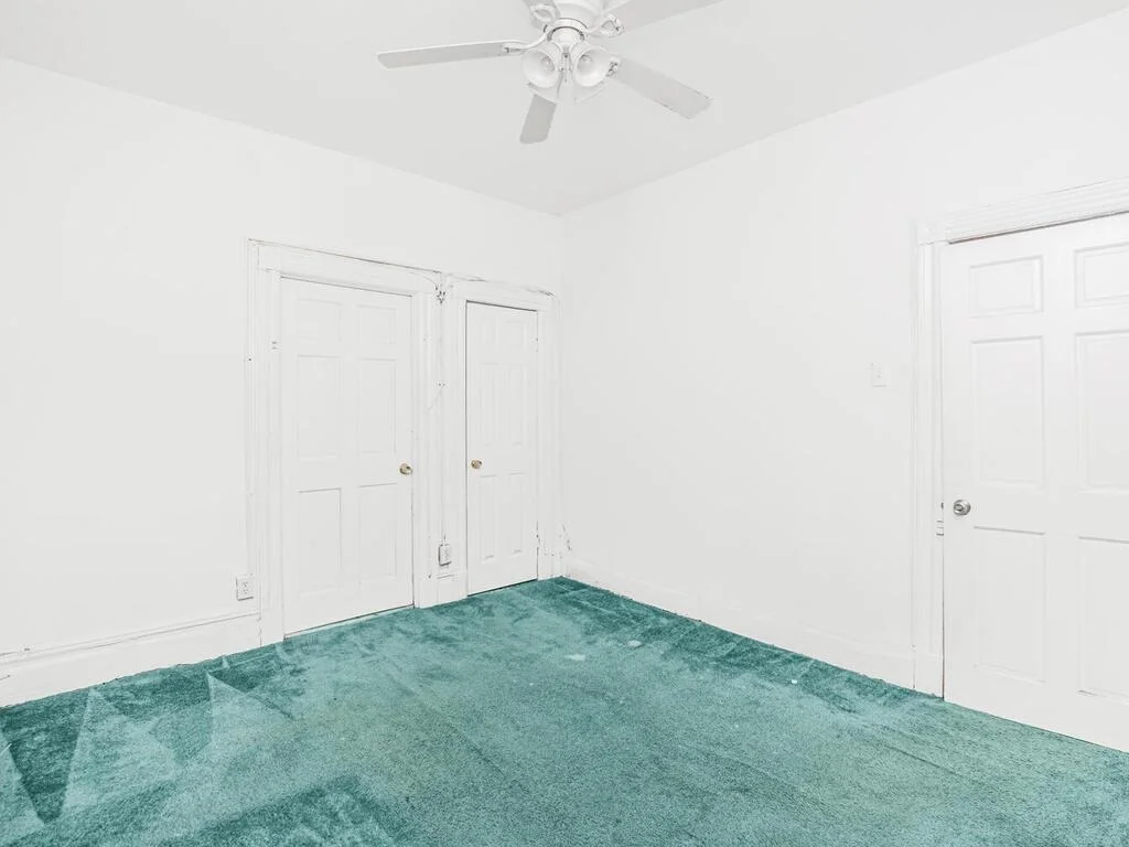 Photo of 4449 Park Avenue