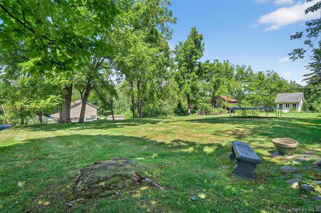 Photo of 1 Pond Road