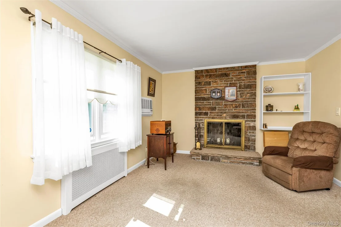 Photo of 107 Aster Drive