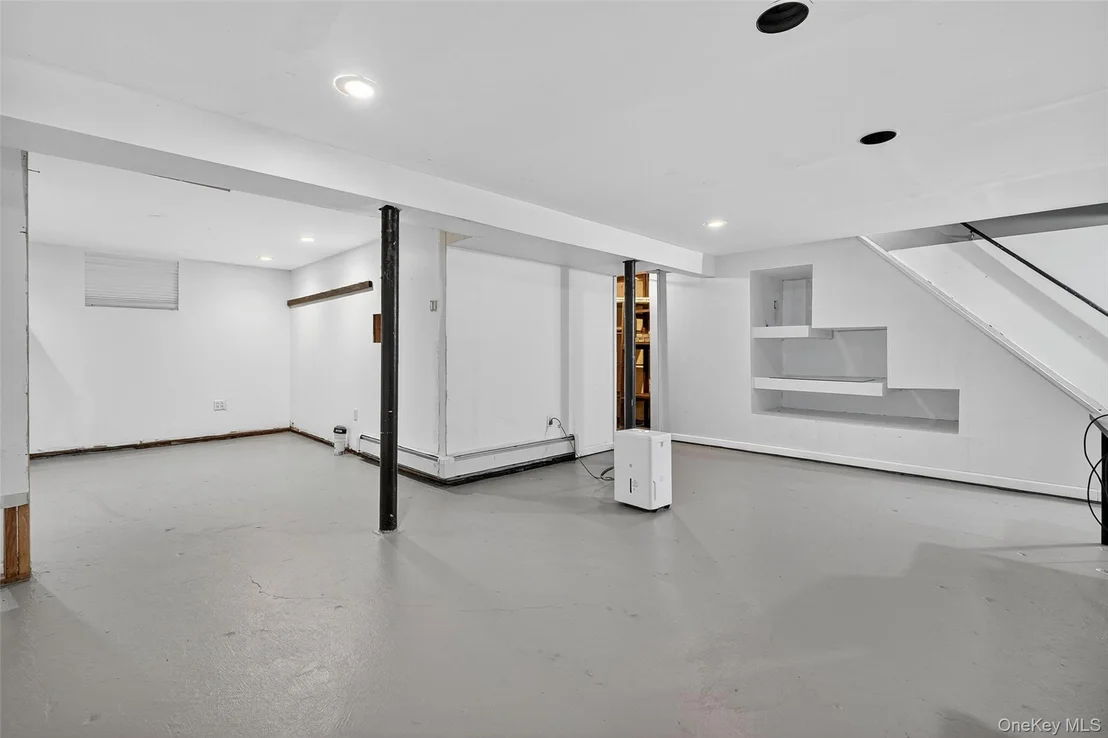 Photo of 37 Continental Drive