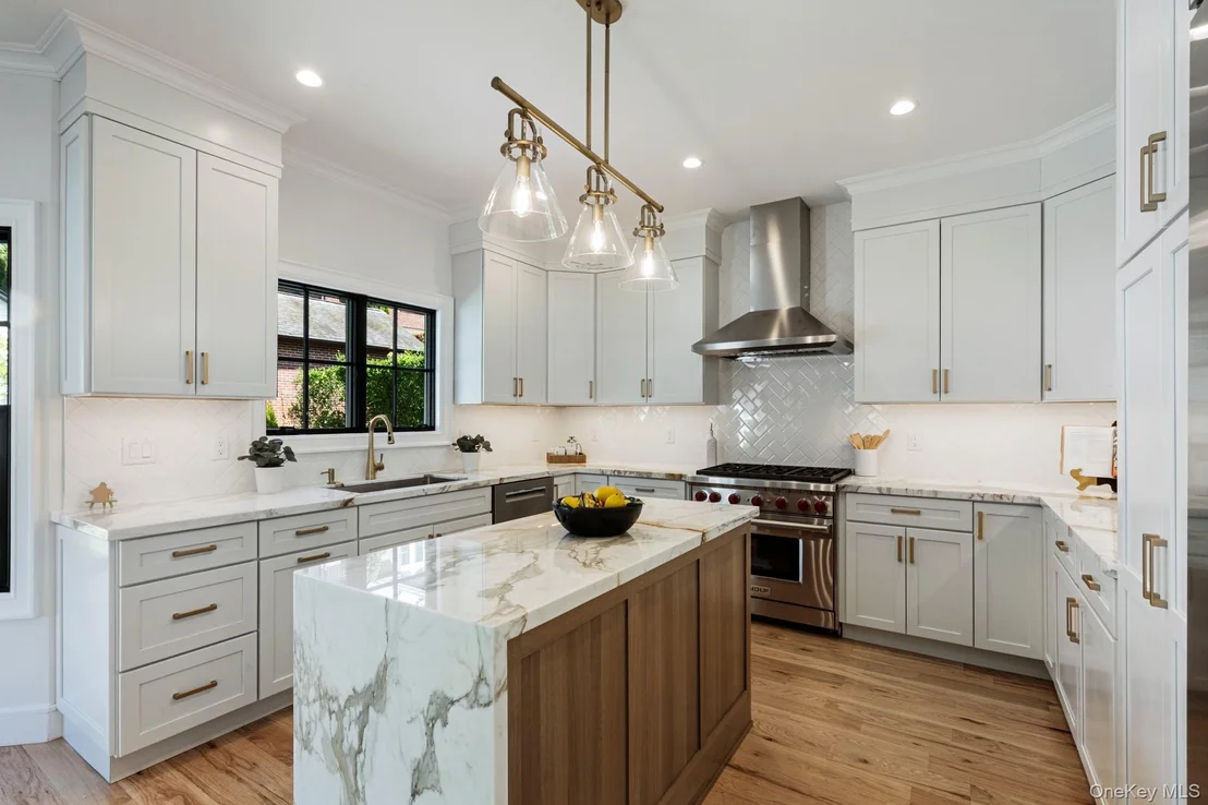 Photo of 33 3rd Street