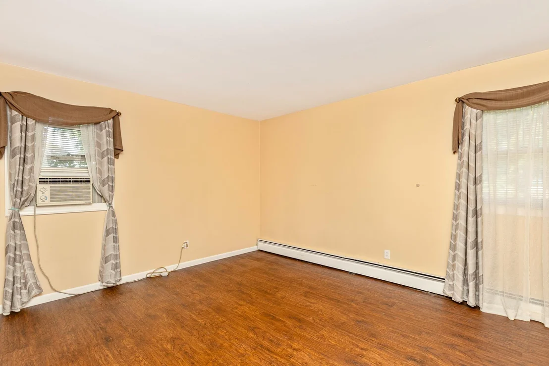 Photo of 23 4th Street