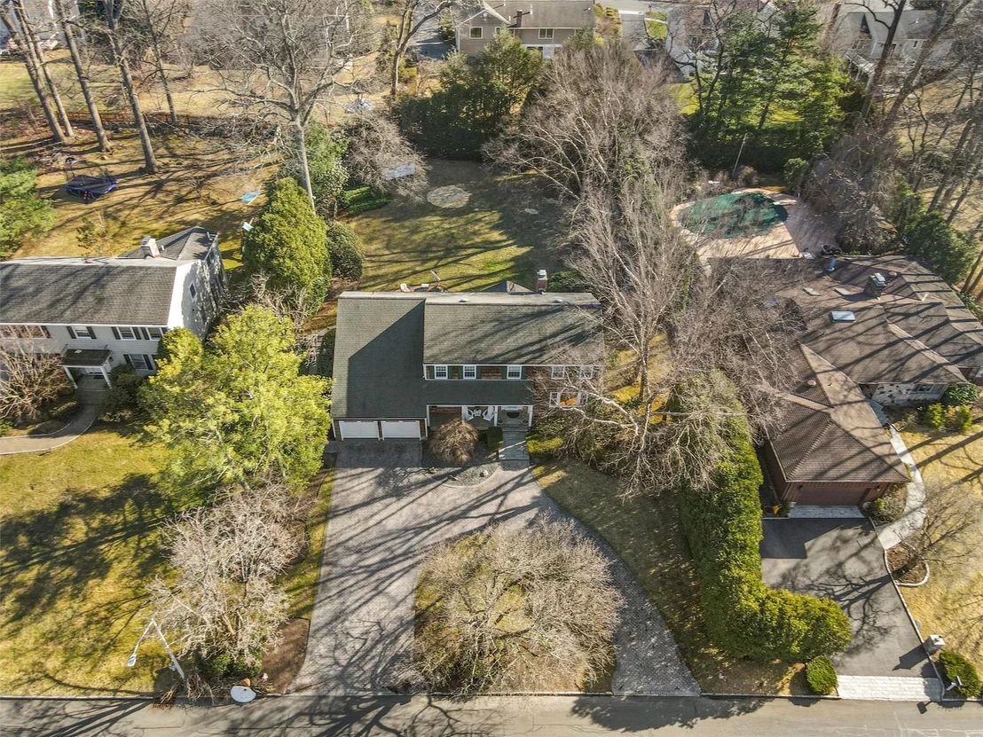 Photo of 9 Pebble Beach Drive