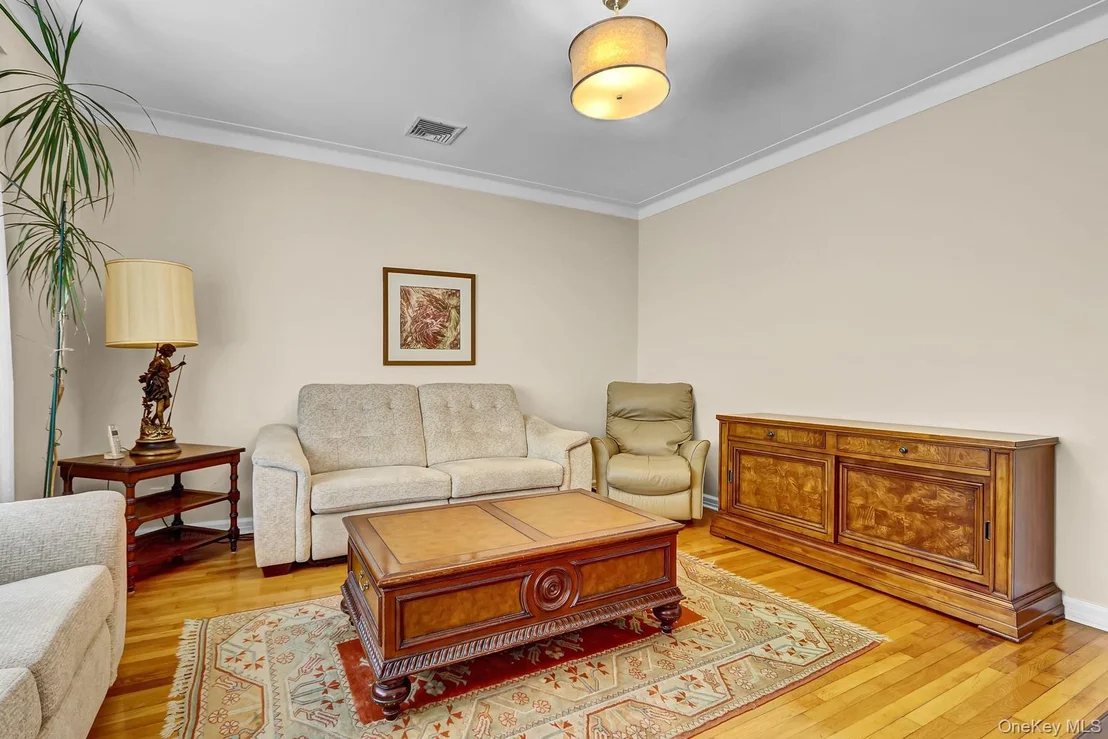 Photo of 4 Doncaster Road