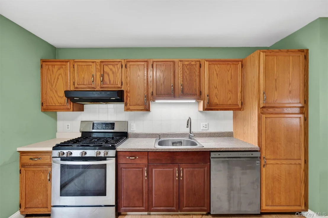Photo of 76 Maureen Drive