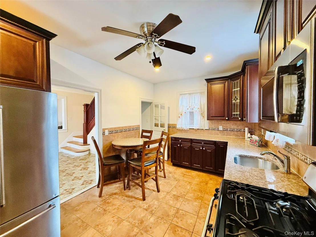 Photo of 1813 Willow Lane