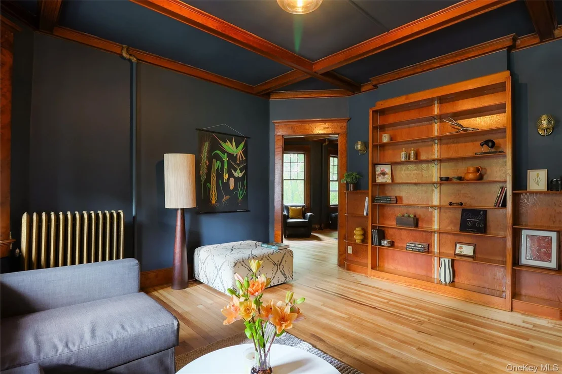 Photo of 12 Highview Avenue