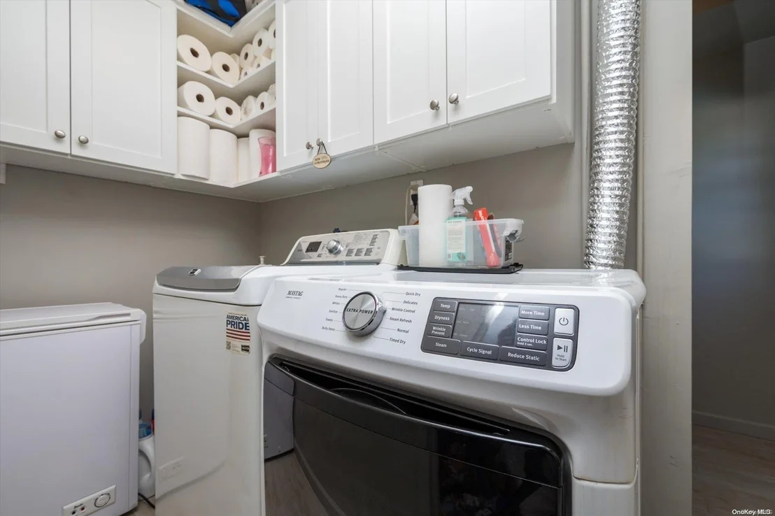 Photo of 467 Freeman Avenue