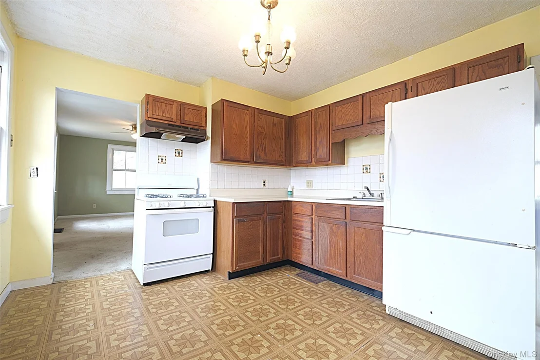 Photo of 68 Bushwick Road