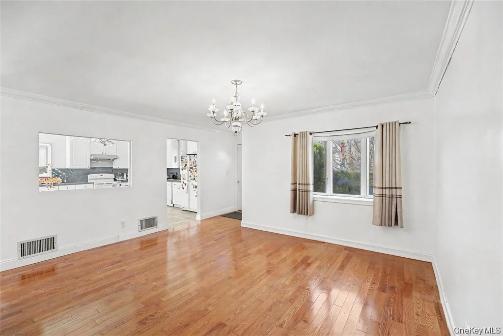 Photo of 253 Devonshire Drive