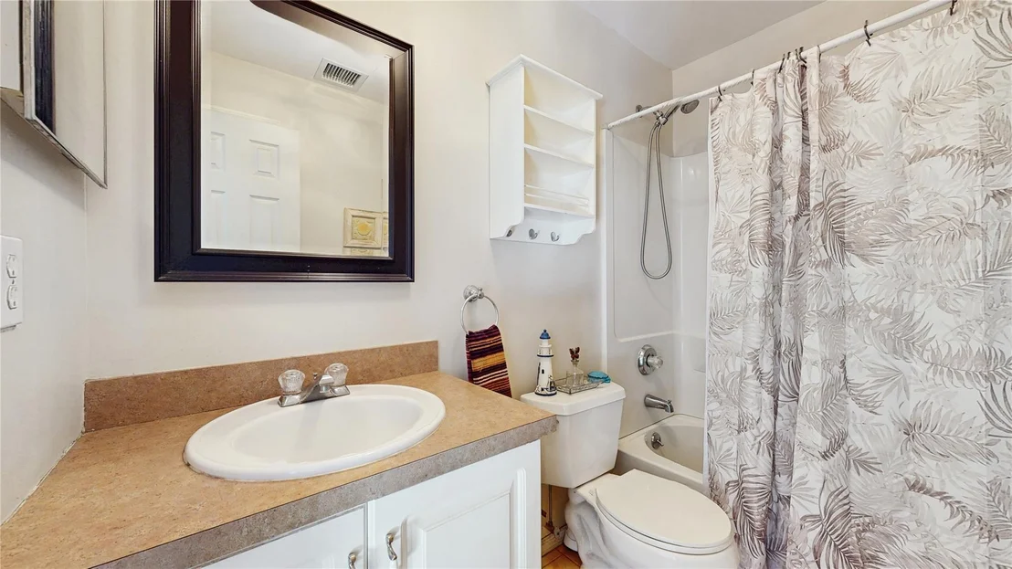 Photo of 33 Summersweet Drive