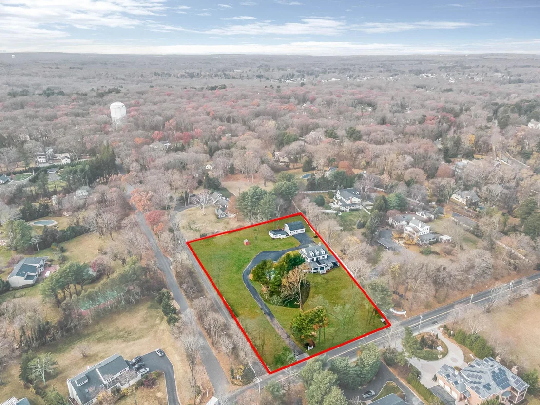 Photo of 397 Split Rock Road