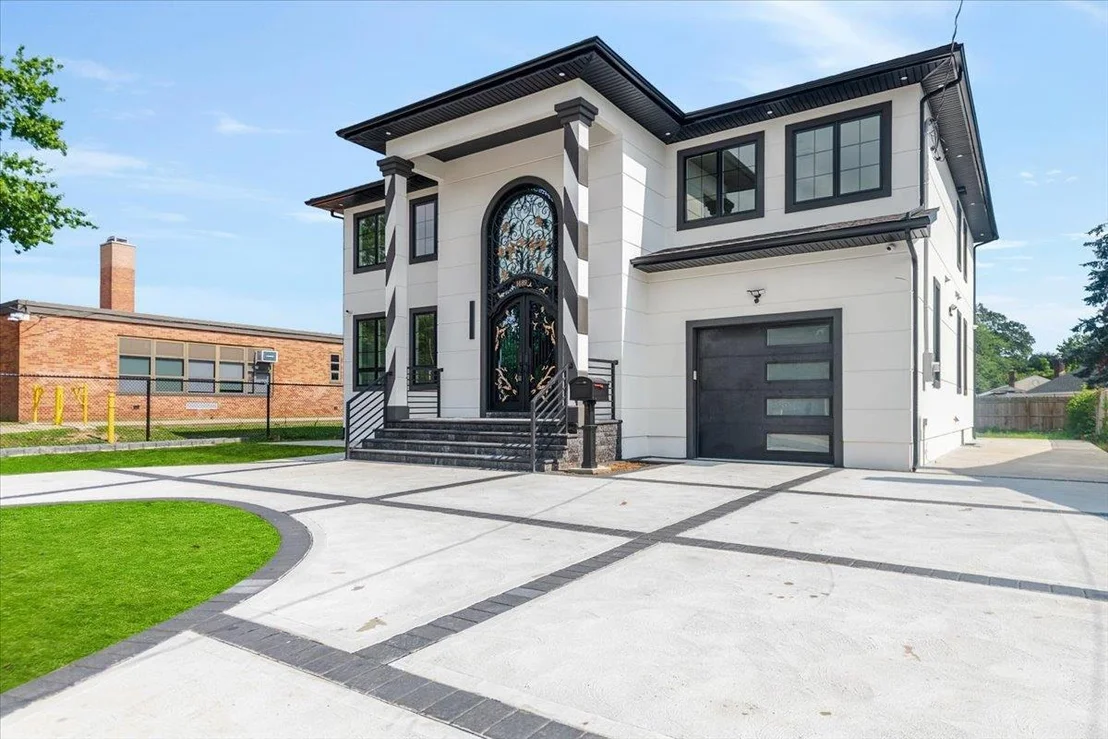 Photo of 1489 Howell Road