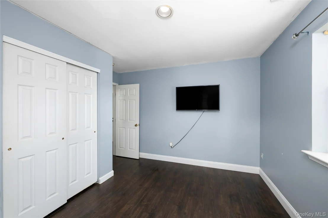 Photo of 8 Cedardale Loop