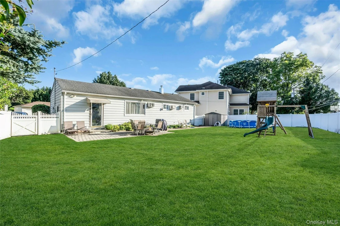 Photo of 28 Lillian Lane