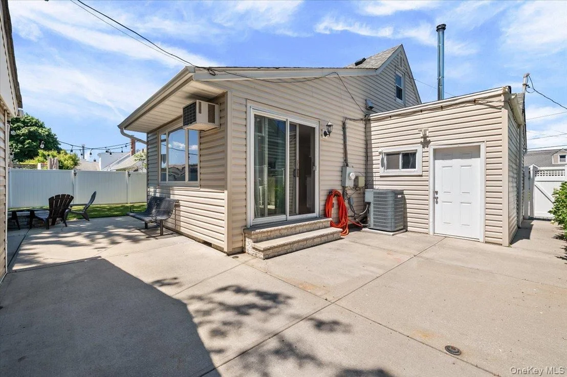 Photo of 1882 Byrd Drive
