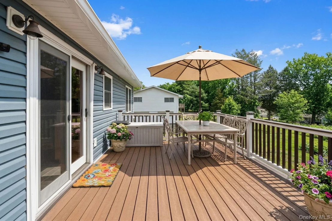 Photo of 101 Edgehill Drive