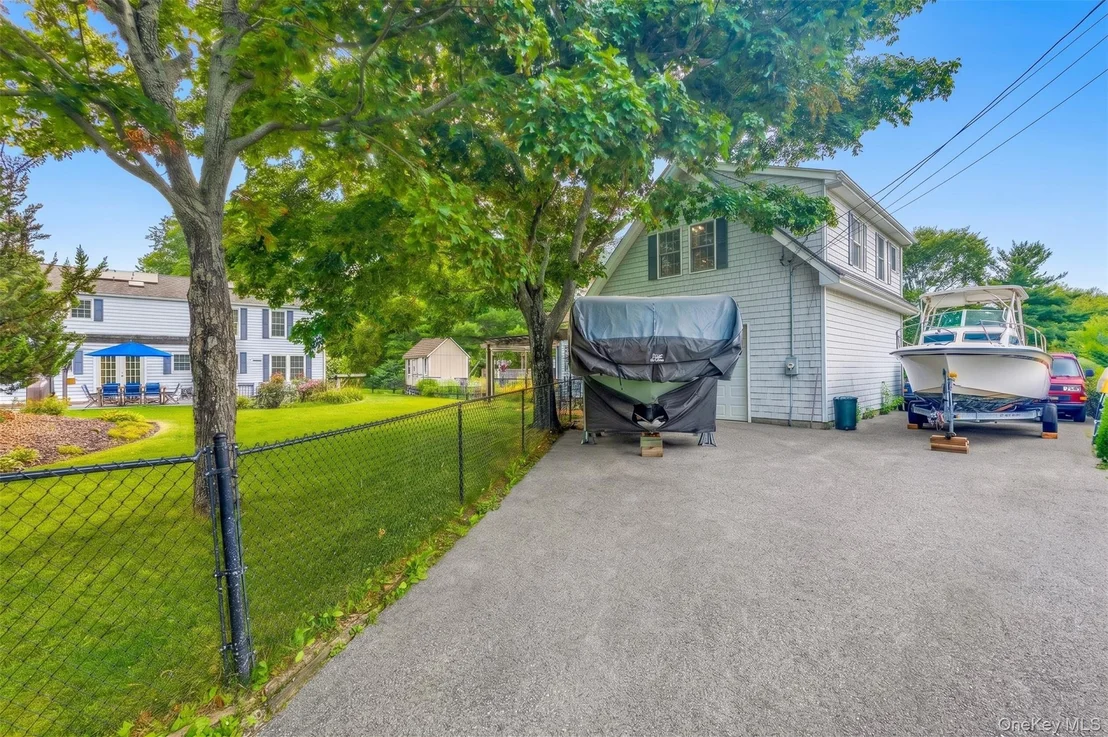 Photo of 8 High Meadow Lane